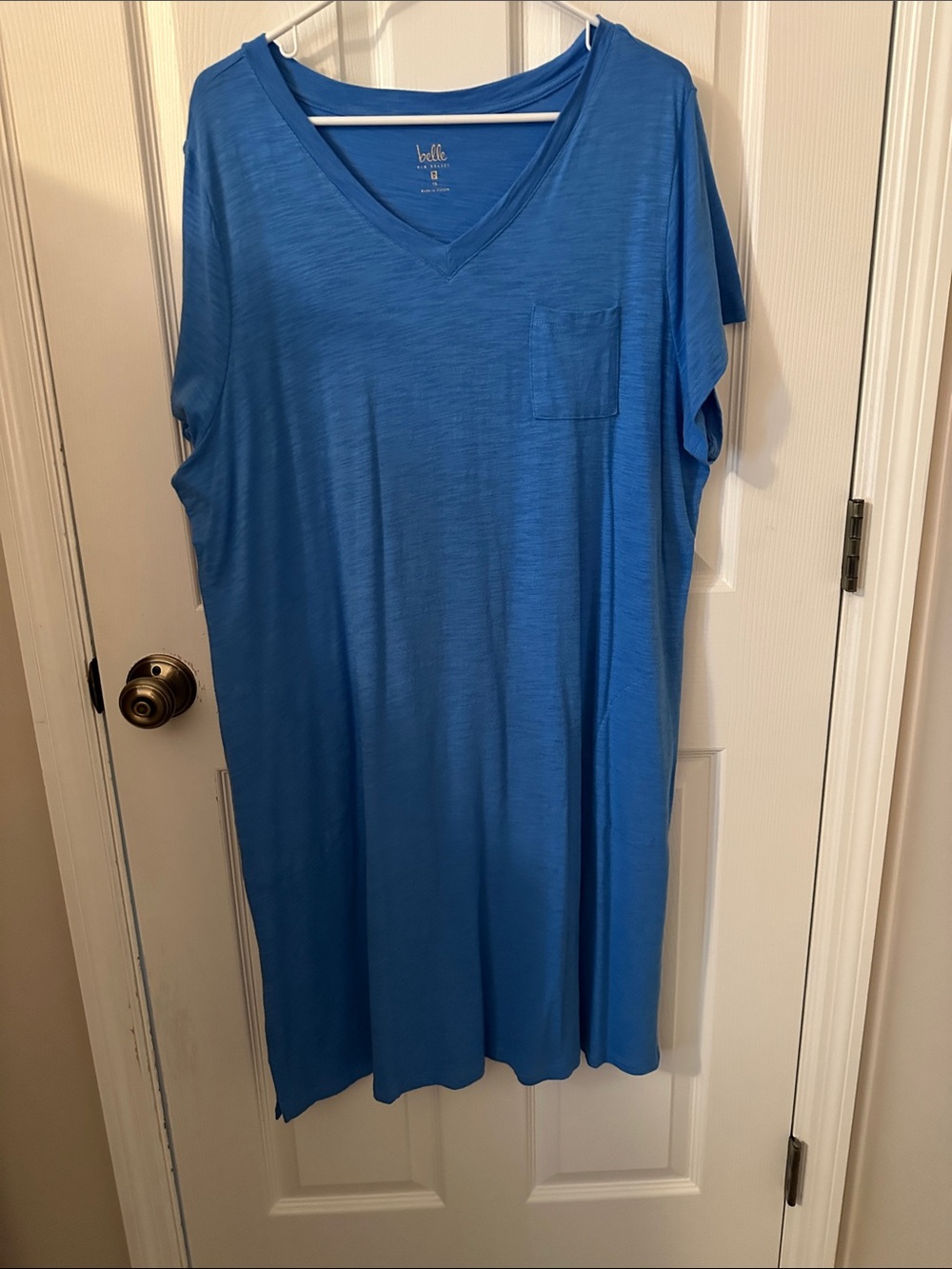 Belle by Kim Gravel Electric Blue V‑Neck Short Sleeve Pocket Tee